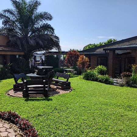 Inside Afrika Boutique Hotel Кигали Экстерьер фото