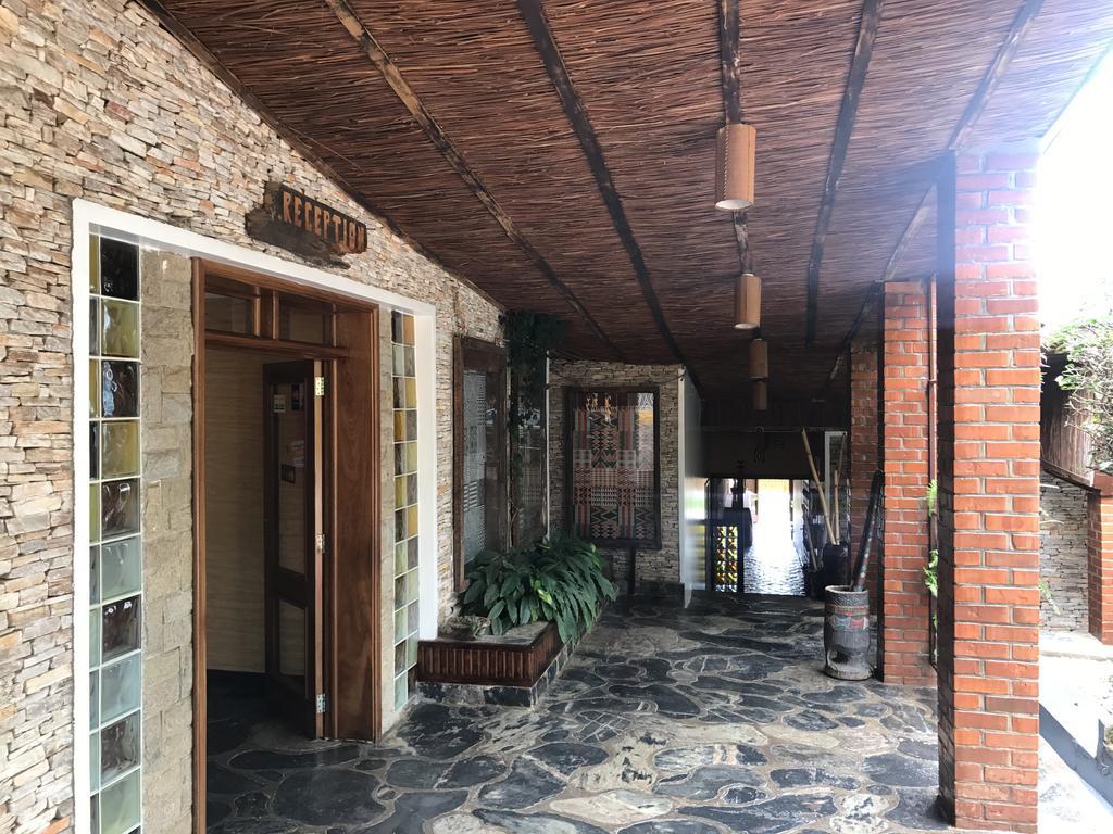 Inside Afrika Boutique Hotel Кигали Экстерьер фото