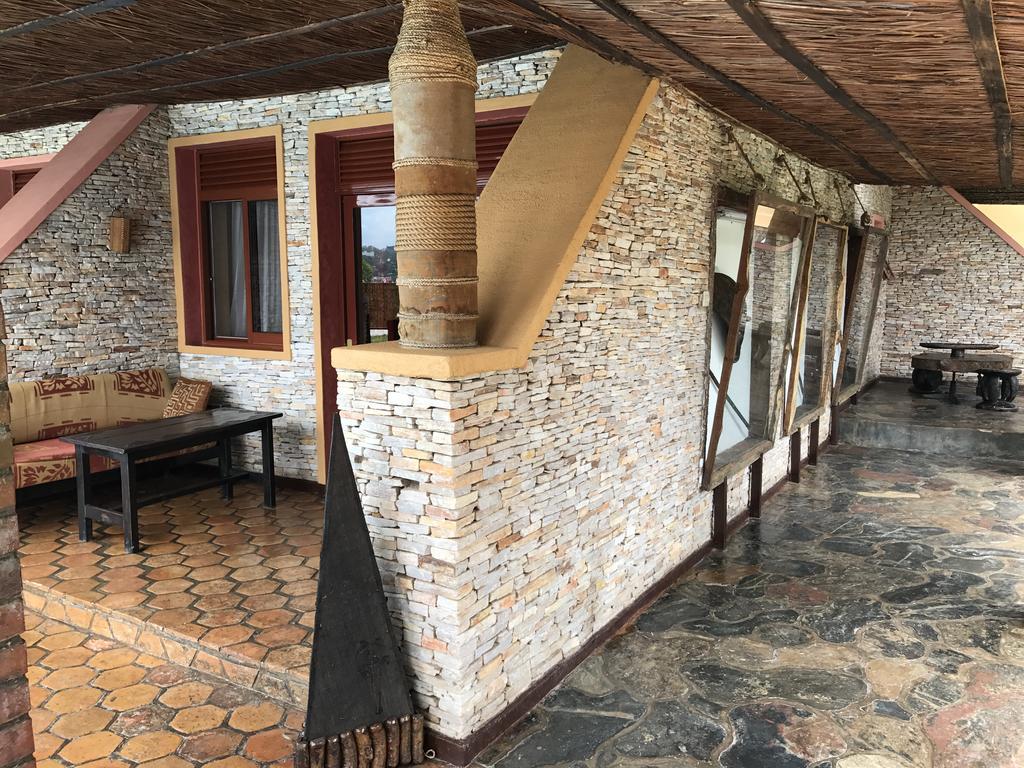 Inside Afrika Boutique Hotel Кигали Экстерьер фото