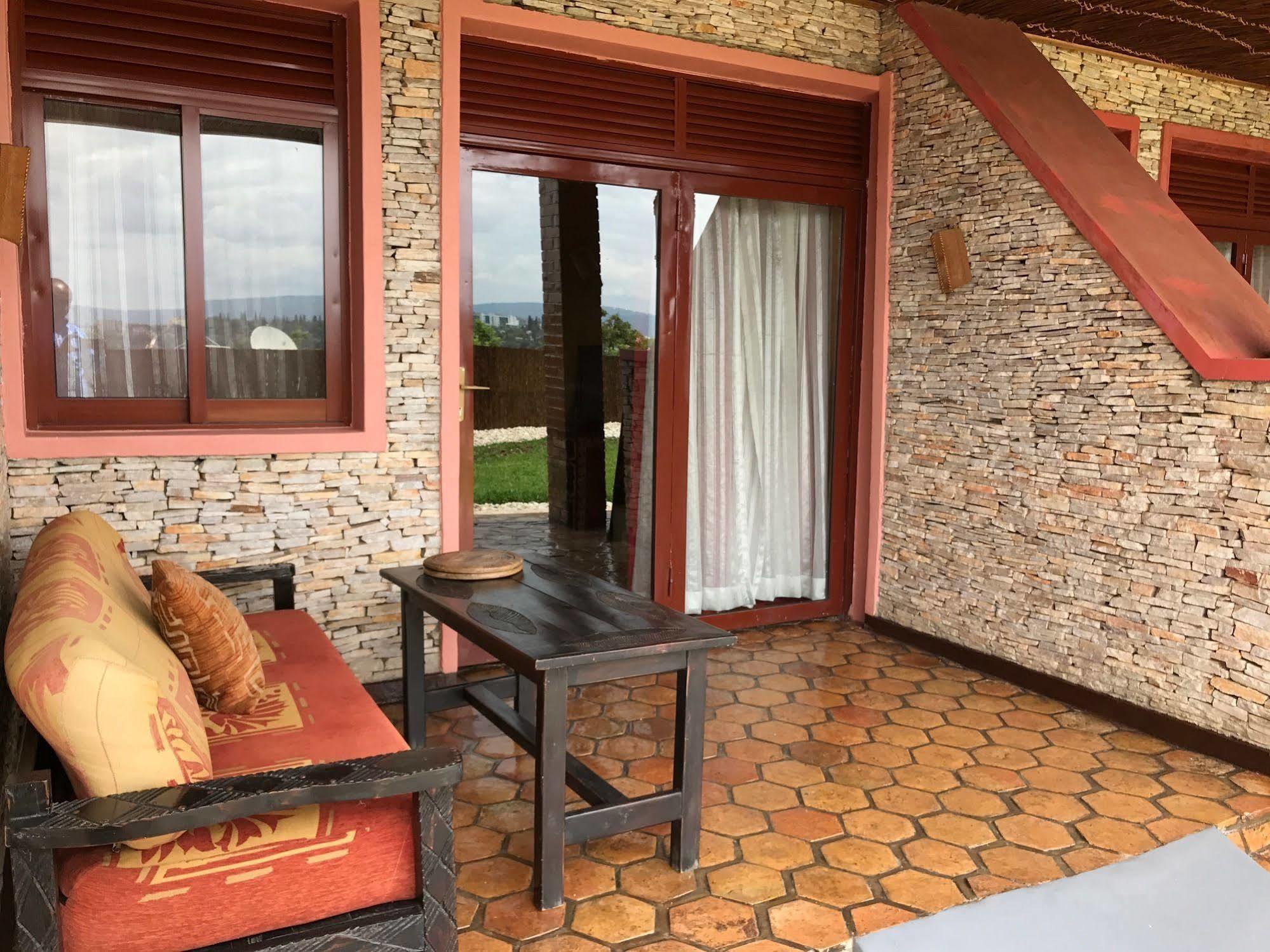 Inside Afrika Boutique Hotel Кигали Экстерьер фото