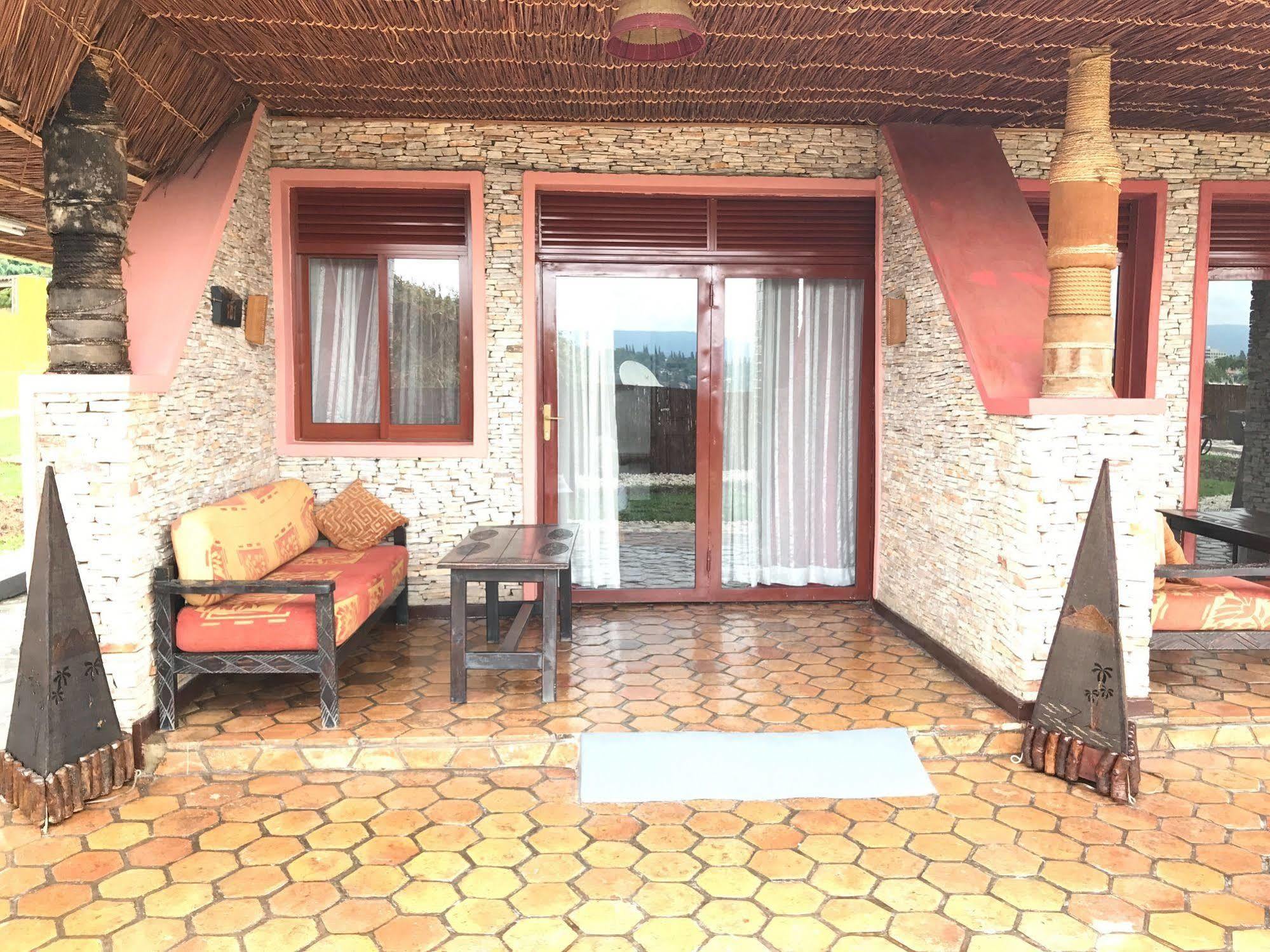 Inside Afrika Boutique Hotel Кигали Экстерьер фото